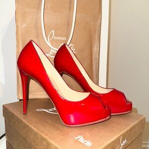 Christian Louboutin very privé Red Peep Toe Heels